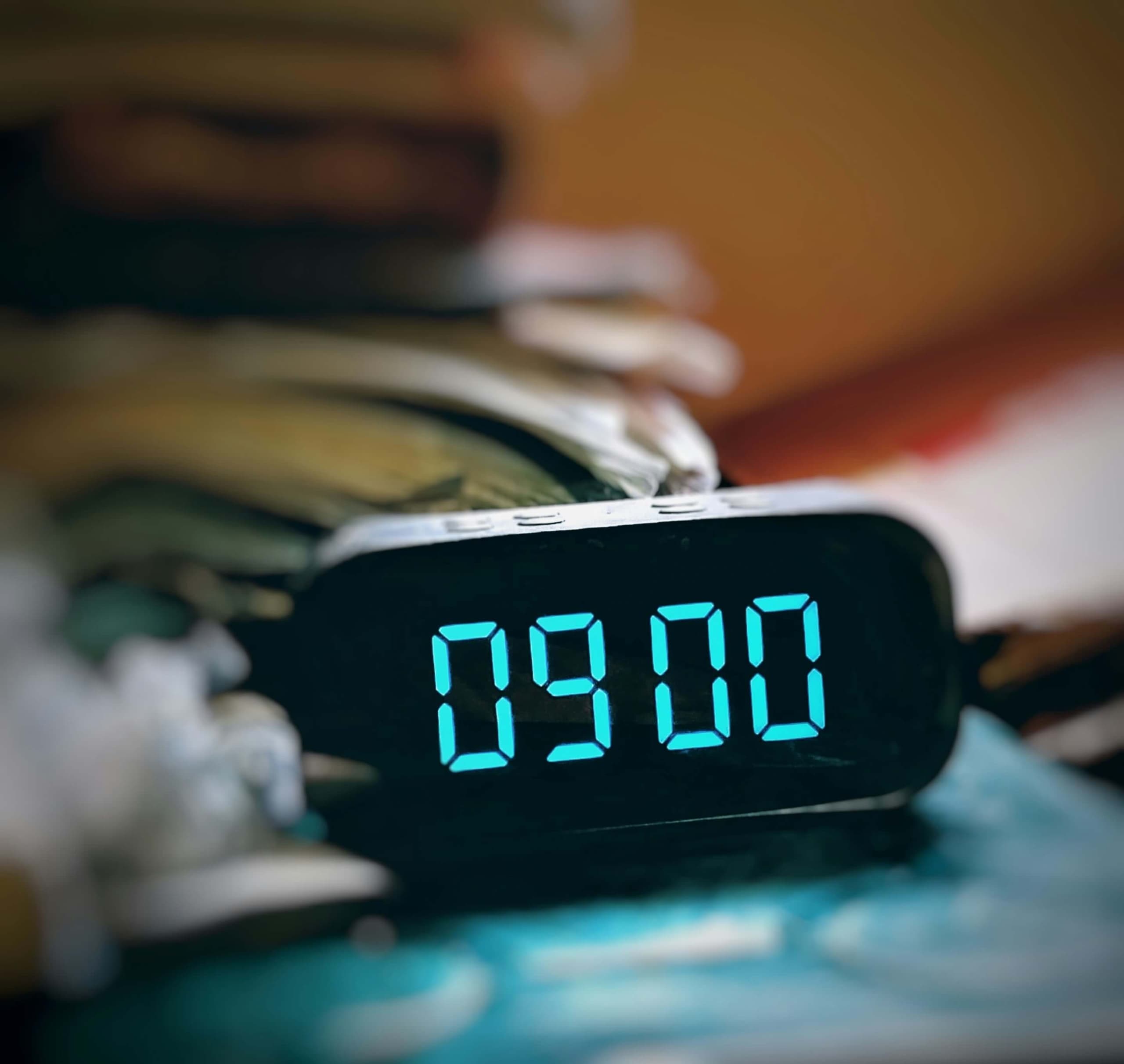 Energy management dashboard showing sleep cycles, nutrition, and daily energy levels